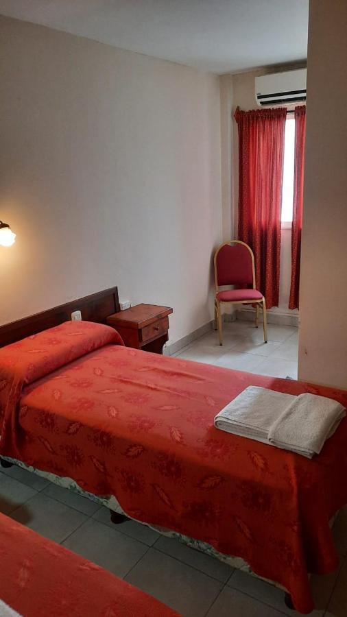 Hotel Marilian II Сальта Екстер'єр фото