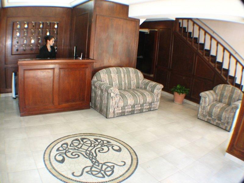 Hotel Marilian II Сальта Екстер'єр фото